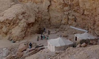 Mısır'da 3 bin 500 yıl öncesine ait yeni bir firavun mezarı bulundu