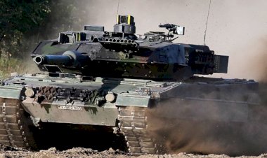 Alman Başbakan Scholz'a Ukrayna'ya Leopard tankları gönderilmesi için AB ülkelerinden baskı