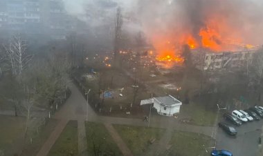 Helikopter düştü bakan öldü: Kiev'de anaokulu faciası