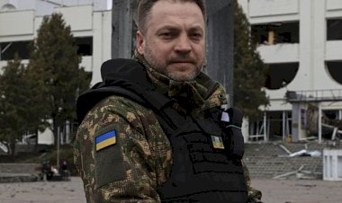 Ukrayna İçişleri Bakanı Denis Monastırskiy, Kiev yakınındaki helikopter kazasında öldü
