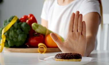 Karaciğer yağlanmasını ne önler?