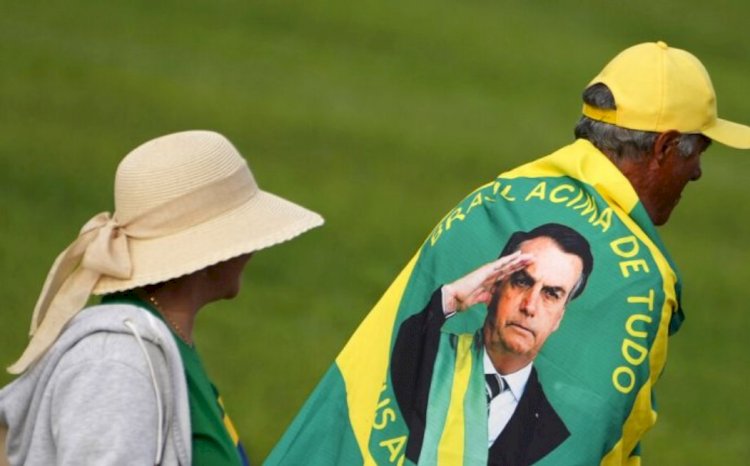 Brezilya'da seçimi kaybeden Bolsonaro, görevi devretmeden ülkesinden ayrıldı