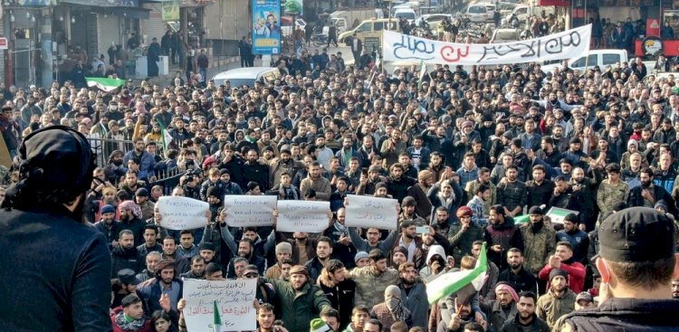 Suriye'de Türkiye'ye karşı protesto gösterileri