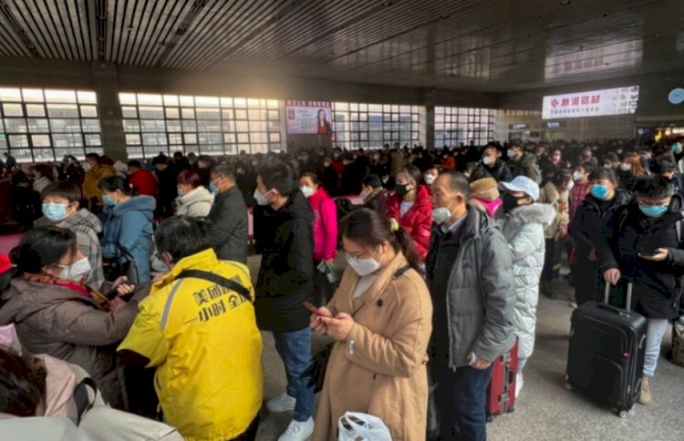 Çin Üç Yıl Sonra Turistlere Sınırlarını Açtı
