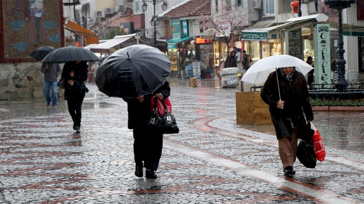 Meteoroloji'den o illere uyarı! Hem fırtına hem de sağanak vuracak