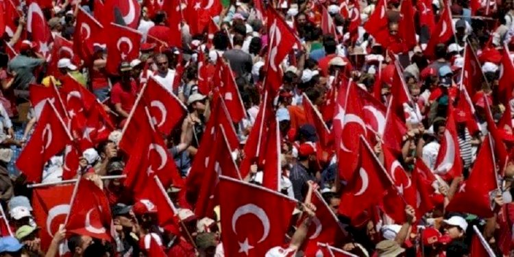  “Türk Devletine vatandaşlık bağı ile bağlı olan herkes Türk’tür”