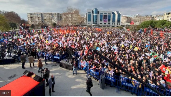 Emek ve Özgürlük İttifakı mitinglerine İstanbul'da başladı