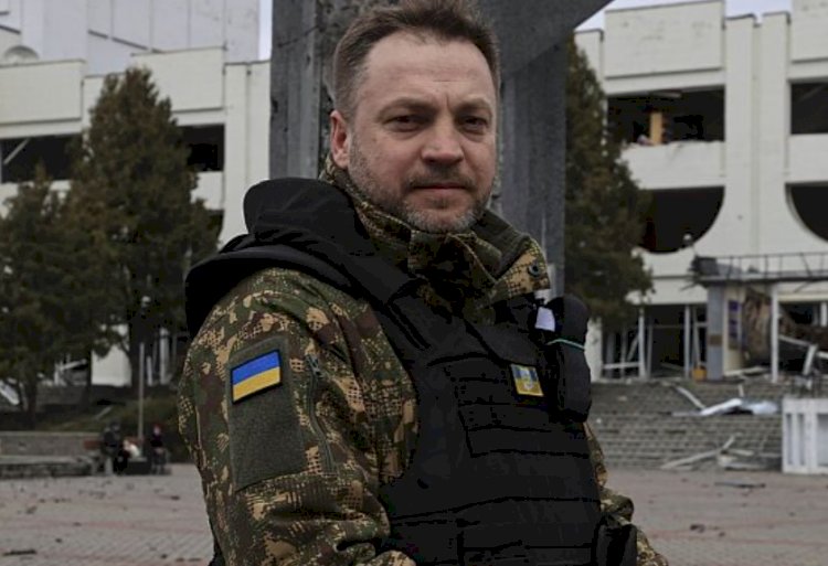 Ukrayna İçişleri Bakanı Denis Monastırskiy, Kiev yakınındaki helikopter kazasında öldü
