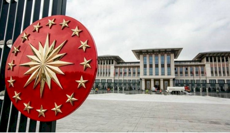 Gazeteci Sedat Bozkurt: Sarayda astrolog da medyum da yok