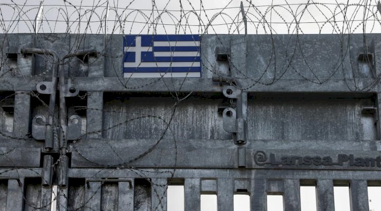 Atina Türkiye sınırındaki duvarı uzatıyor