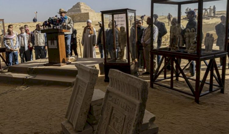 Mısır'da firavunun 'sır katibinin' mezarı ve altın varaklı mumya bulundu