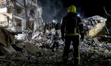 Ukrayna'da apartmana füze saldırısı: 3 ölü, 20 yaralı