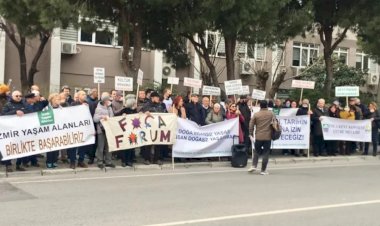 Foça’da taş ocağına tepki: 'Gözünüzü taş doyursun'