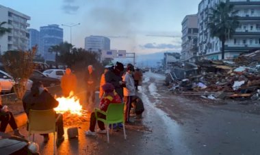 İskenderun sakinleri: 'Çok geç kaldınız… Neden daha erken gelmediniz?'