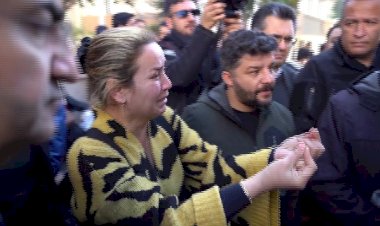 Çocuğu enkaz altındaki anne Babacan'a anlattı: Zaten yaşıyorsa da soğuktan öldü