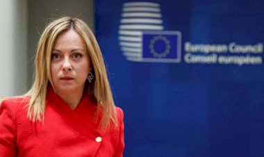 İtalya Başbakanı Meloni: Zelenskiy'in Macron ve Scholz ile Paris'te görüşmesini uygunsuz buluyorum