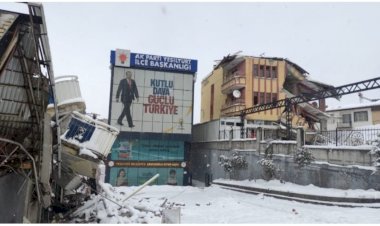 Cumhurbaşkanı Erdoğan deprem bölgesini gezerken gözüme yorgun göründü..