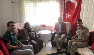Şehit annesinden 55 bin lira bağış