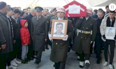 Depremde şehit olan sözleşmeli er son yolculuğuna uğurlandı