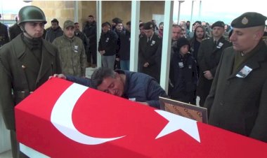 Piyade Üsteğmen Abdülkadir Şen, memleketi Çorum'da son yolculuğuna uğurlandı.