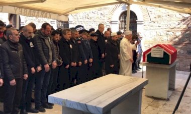Şehit sağlıkçı yedek subay Bursa'da toprağa verildi