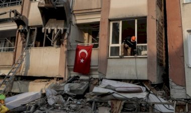 İktidar ve yakın çevresinin iletişim yanlışları giderek kendi aleyhlerine bir hava oluşturuyor…