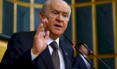 Bahçeli'den tribünlerdeki istifa sloganlarına tepki