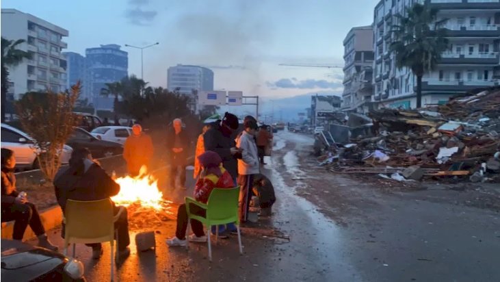 İskenderun sakinleri: 'Çok geç kaldınız… Neden daha erken gelmediniz?'