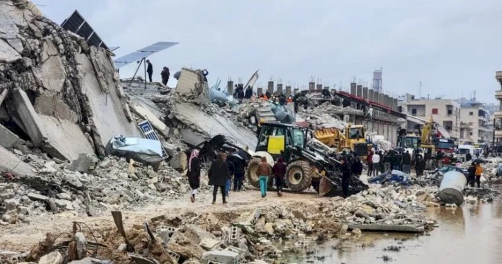 Kahramanmaraş depremi: Suriye'de ölü sayısı 1700'ü geçti