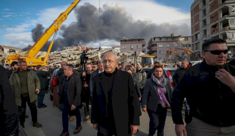 Kılıçdaroğlu deprem bölgesi Hatay'da: Bürokratlar çalışmak istiyor devlet engel koyuyor