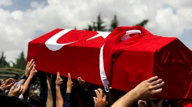 Depremde çöken hastanedeki asker şehit oldu