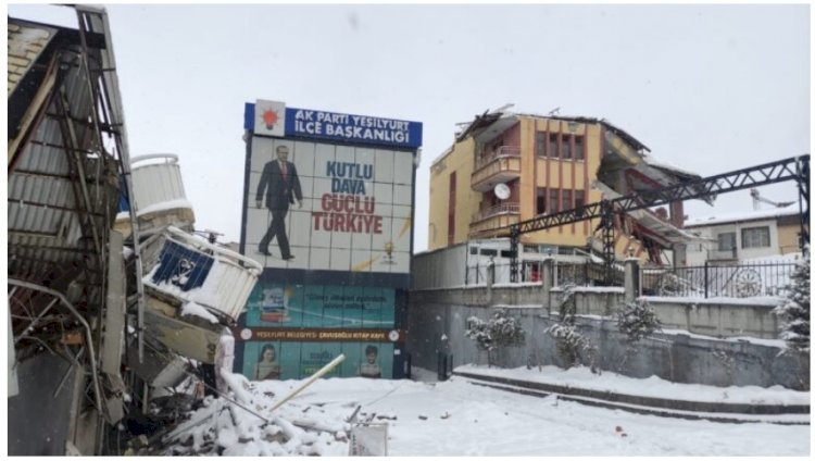 Cumhurbaşkanı Erdoğan deprem bölgesini gezerken gözüme yorgun göründü..