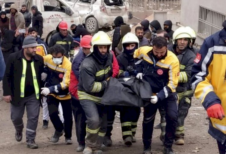 Türk ve Suriyeli depremzedeler, acil vizeyle Almanya’ya nasıl gelecek?