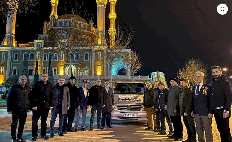 Şehit ailelerinden deprem bölgesine anlamlı ziyaret