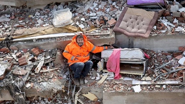 Felaketin sembolü haline gelmişti: Elini tuttum, saçını okşadım, yanağından öptüm