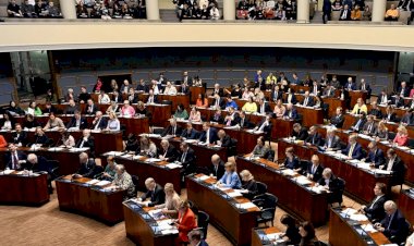 Finlandiya'da meclis NATO'ya katılım anlaşmasını onayladı