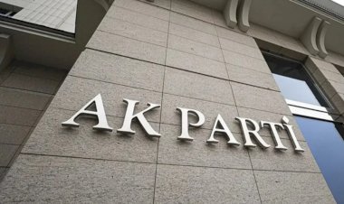 AK Parti'de 5 il başkanı değişti