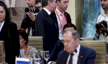 ABD ve Rusya dışişleri bakanları bir yıl sonra ilk defa bir araya gelip, atıştı