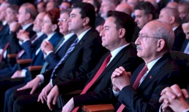 Türkiye çok değişik siyasi pazarlık ve bağlantılara gebe