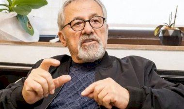 Prof. Dr. Naci Görür yine sandığı işaret etti