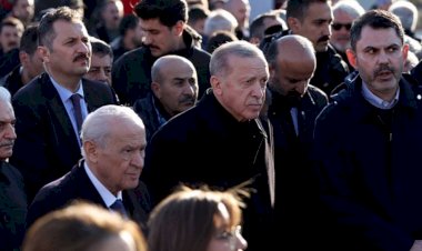 Son seçim anketleri: "Deprem, Erdoğan ve AK Parti oylarını düşürmedi"