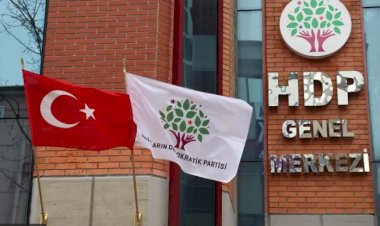 HDP, AYM'nin sözlü savunmayı 11 Nisan’a ertelemesini nasıl yorumluyor