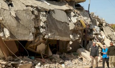 “Deprem Bölgesi Kıyameti Çağrıştırıyor”