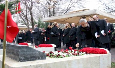 Şehitleri Anma Gününde şehit diplomatlar törenle anıldı