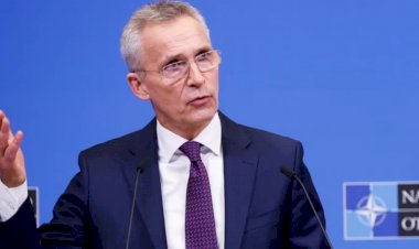 "NATO İçin En Büyük Tehdit Rusya"