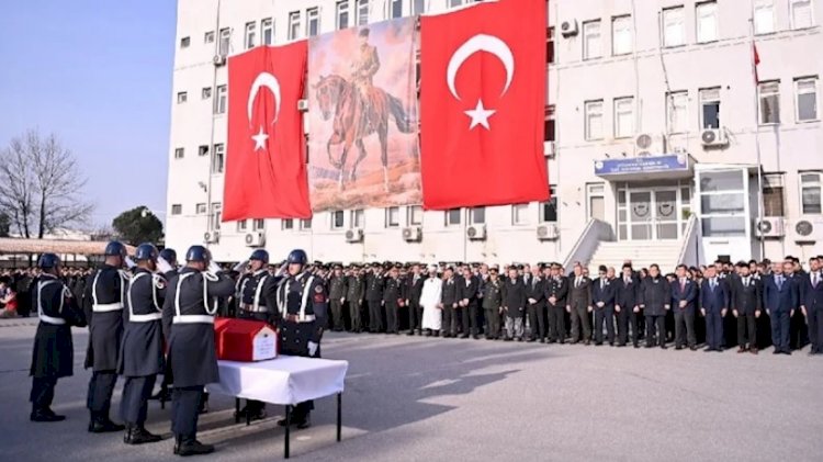 Trafik kazasında ağır yaralanan karakol komutanı şehit oldu