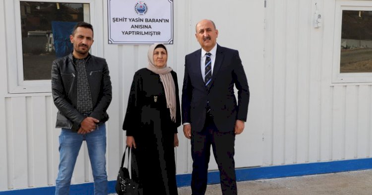 Şehit annesi umre parasını konteyner kampanyasına bağışladı