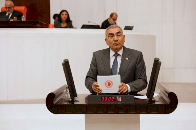 Ankara Milletvekili Prof.Dr. Ayhan Altıntaş İYİ Parti'den istifa etti