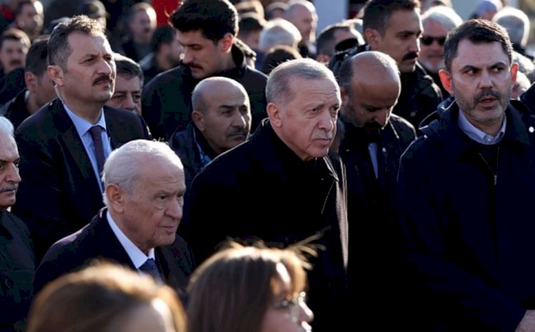 Son seçim anketleri: "Deprem, Erdoğan ve AK Parti oylarını düşürmedi"