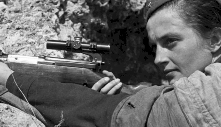 Tarihin en ölümcül keskin nişancılarından biri: Nazi avcısı “Bayan Ölüm”   